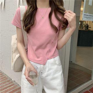 Asymmetrical Button-up Cropped T-shirt