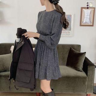 Long-sleeve Floral Print Mini A-line Dress / Cargo Zip Jacket