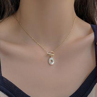 Mock Shell Oval Pendant Necklace Gold - One Size