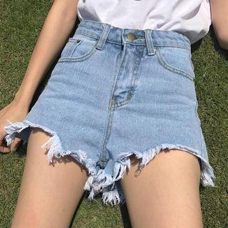 Frayed High Waist Denim Shorts