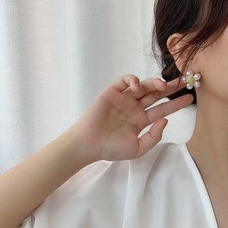 Faux Pearl Flower Stud Earring 1 Pair - As Shown In Figure - One Size