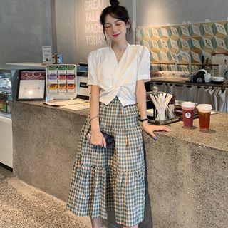 Short-sleeve Crinkled Blouse / Plaid Midi A-line Skirt