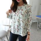 Round-neck Floral Ruffled Blouse