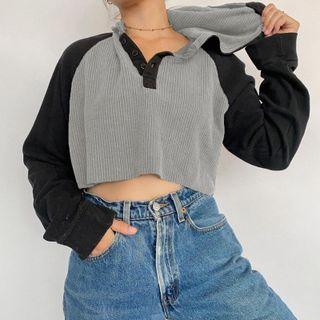 Two-tone Henley Cropped Knit Hoodie