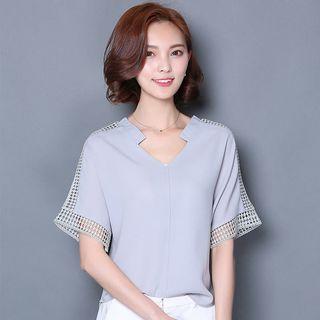 Lace Panel V-neck Chiffon Short-sleeve Top