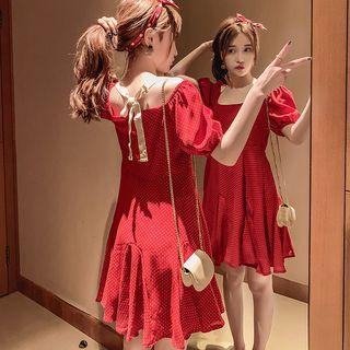 Dotted Tie-back Short-sleeve A-line Dress Red - One Size