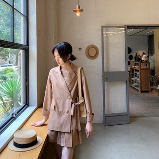 Pleated Skirt / Double Breasted Blazer