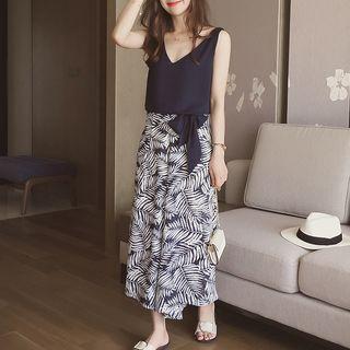 Set: V-neck Sleeveless Top + Leaf Print Wide Leg Pants
