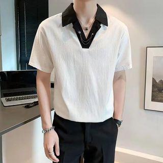 Short-sleeve Collar Chain Detail T-shirt