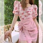 Puff-sleeve Floral Print Blouse / Ribbon Mini Pencil Skirt