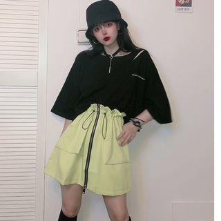 Lettering Distressed 3/4-sleeve T-shirt / Zip Detail Mini A-line Skirt