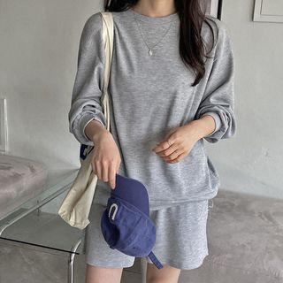 Textured Sweatshirt & Sweatshorts Set