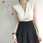 Plain Knot Front Cropped Tank Top