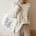 Roundneck Long-sleeve Loose-fit T-shirt