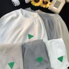 Elbow-sleeve Triangle Accent T-shirt / Pants