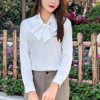 Tie-neck Blouse / Cropped Dress Pants / Set