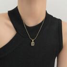 Pendant Necklace Black & Gold - One Size