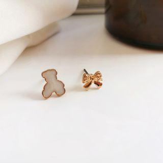 Bear & Bow Ear Stud