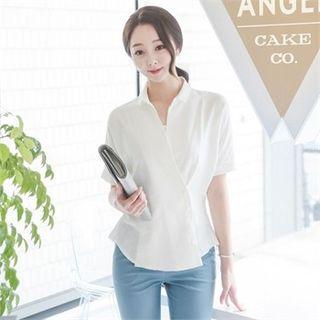 Diagonal-button Blouse