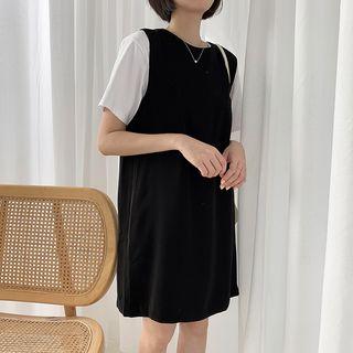 Sleeveless Shift Dress Black - One Size
