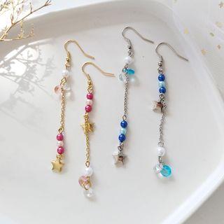 Star Dangle Non-matching Earring