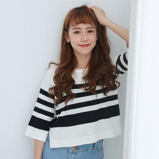 3/4 Sleeve Striped Cropped Knit Top