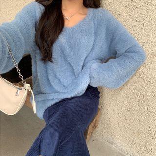 Plain V-neck Loose-fit Sweater / Corduroy Skirt