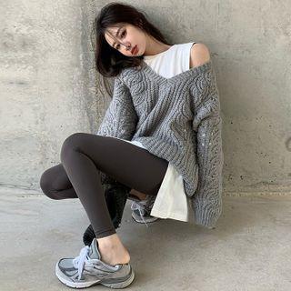Oversized V-neck Sweater / Shaping Leggings