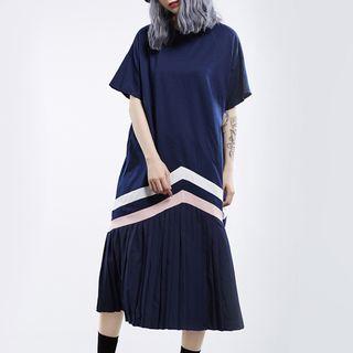 Striped Short-sleeve Midi T-shirt Dress Blue - One Size