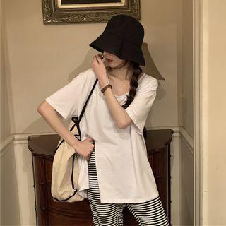 Short-sleeve Slit T-shirt / Ribbed Wide Leg Pants