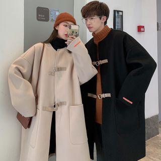 Buckled Loose-fit Coat