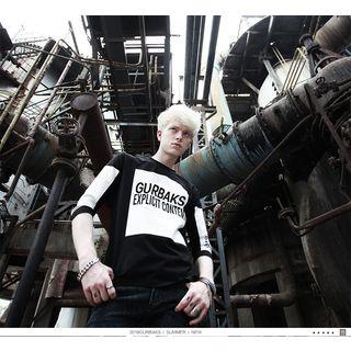 Letter Colour Block Elbow-sleeve T-shirt