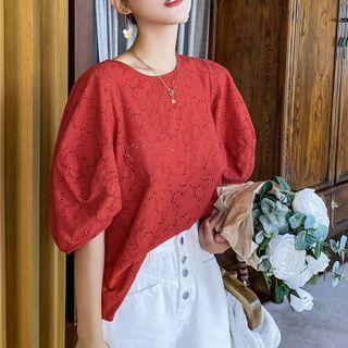 Puff-sleeve Perforated Top / Denim Shorts