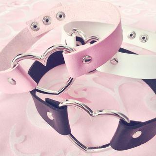 Heart Faux Leather Choker
