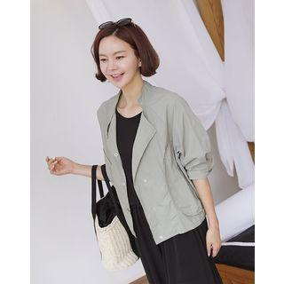 Choker-neck 3/4-sleeve Buttoned Jacket
