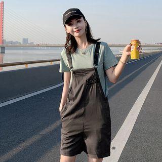 Set: Plain Short-sleeve T-shirt + Lettering Cuffed Jumper Shorts