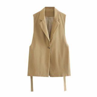 Sleeveless Button-up Blazer