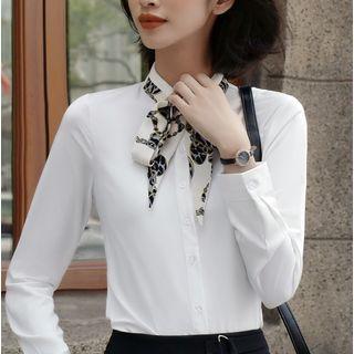 Bow Accent Blouse / Cropped Dress Pants / Set