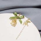 Asymmetrical Drop Earring 1 Pair - E4632 - Green & Gold - One Size