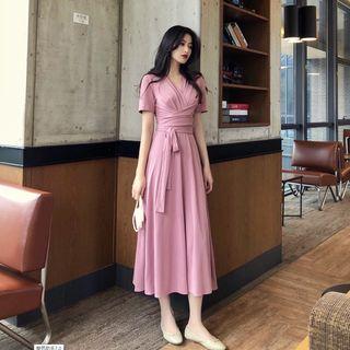 Short-sleeve Crinkled Ribbon A-line Midi Dress