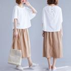 Elbow-sleeve T-shirt / Midi A-line Skirt
