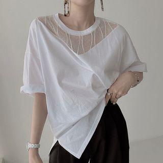 Short Sleeve Mesh Panel Slit-side T-shirt