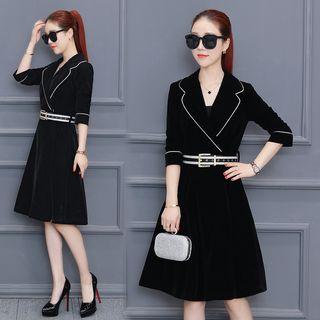 Contrast-trim Waist-tied A-line Dress