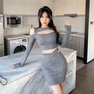 Long-sleeve Cut-out Cropped T-shirt / Mini Pencil Skirt