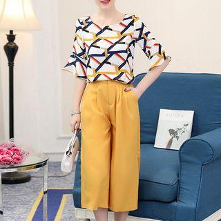 Set: Printed Elbow Sleeve Top + Plain Wide Leg Pants