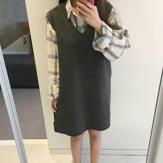Set: Plaid Shirt + Sleeveless Knit Dress