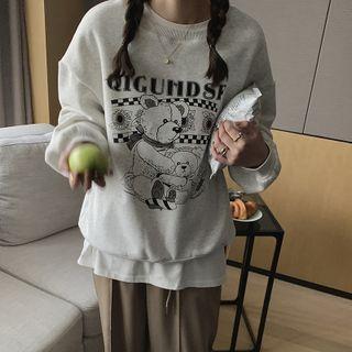 Long-sleeve Round-neck Bear Print Fleece-lined Sweatshirt
