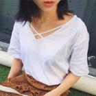 Cross-strap Elbow-sleeve T-shirt