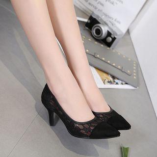 Lace Pointed Pumps