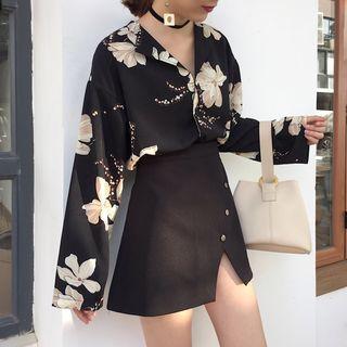 Print Loose-fit V-neck Chiffon Blouse / Buttoned A-line Skirt